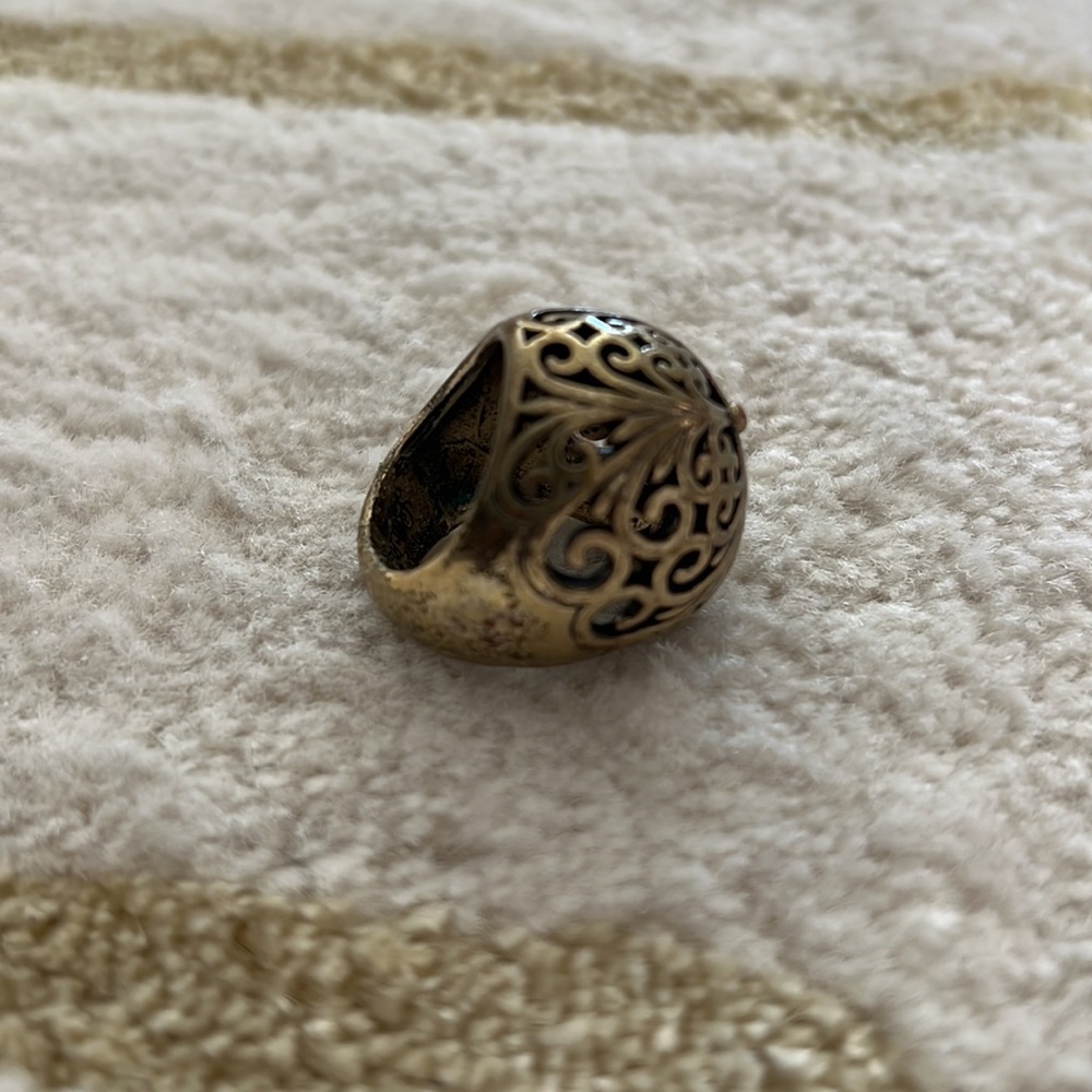 Rings - Picture 6 of 9